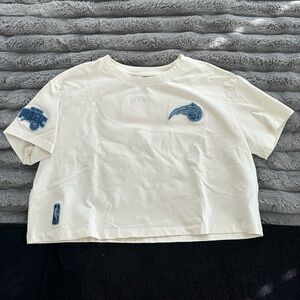 Orlando Magic Women’s Cream T-Shirt with Blue Accents